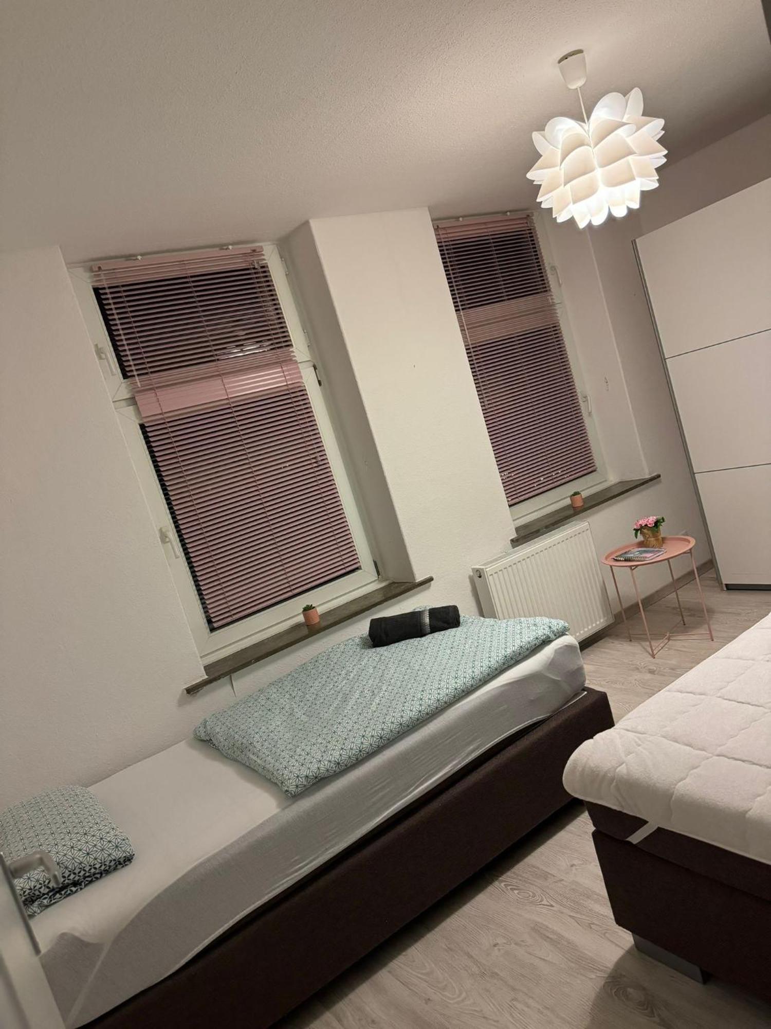 New York By D&J Apartments Altenessen Nord Esterno foto